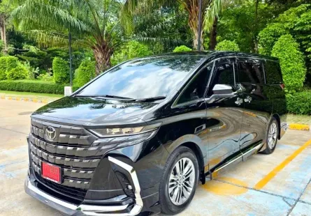 2025 Toyota ALPHARD 2.5 Z รถตู้/MPV ออกรถง่าย รถบ้านมือเดียว ไมล์น้อย 