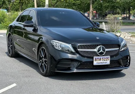 2020 Mercedes-Benz C-Class 2.0 C220d AMG รถเก๋ง 4 ประตู รถบ้านมือเดียว ไมล์น้อย 