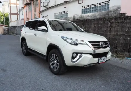 TOYOTA FORTUNER 2.8 V 2WD ปี 2016