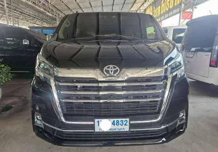 2019 Toyota Majesty 2.8 Grande รับประกันหลังการขาย