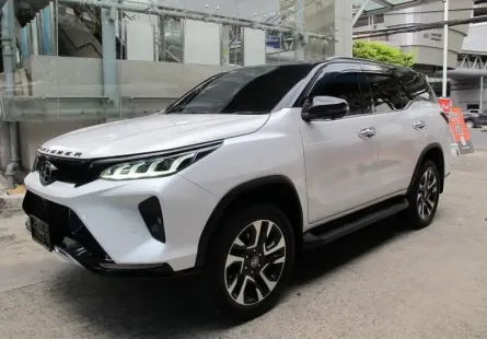 2023 Toyota Fortuner 2.4 Legender BLACK TOP  รถสวยสภาพใหม่ ฟรีดาวน์