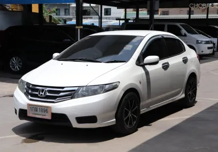 2012 Honda CITY 1.5 i-VTEC รถเก๋ง 4 ประตู 