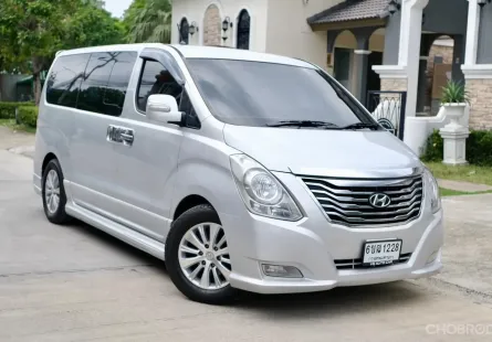 2011 Hyundai Grand Starex 2.5 VIP รถตู้/VAN ฟรีดาวน์ รถบ้าน ไมล์แท้ เจ้าของขายเอง 