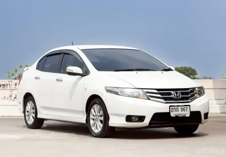 2013 Honda CITY 1.5 i-VTEC รถเก๋ง 4 ประตู 