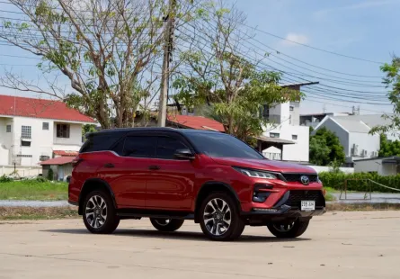 Toyota Fortuner 2.8 Legender 4WD ปี : 2021