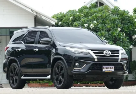 2018 Toyota Fortuner 2.8 TRD Sportivo รถกระบะ ฟรีดาวน์