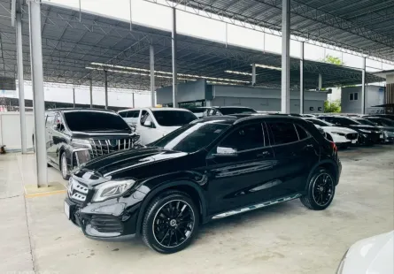 MERCEDES-BENZ GLA250 2.0 AMG Dynamic 2020 รถสวย มือแรก ไมล์น้อย 6 หมื่นโล TOP สุด รับประกันตัวถังสวย