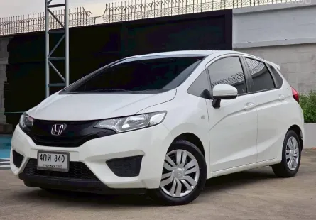 2015 Honda JAZZ 1.5 i-VTEC รถเก๋ง 5 ประตู รถบ้านแท้