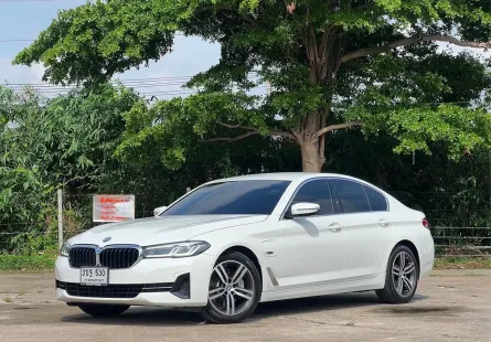 2022 BMW 5 Series 2.0 530e รถเก๋ง 4 ประตู รถบ้านแท้ ไมล์น้อย มือเดียว เจ้าของขายเอง 