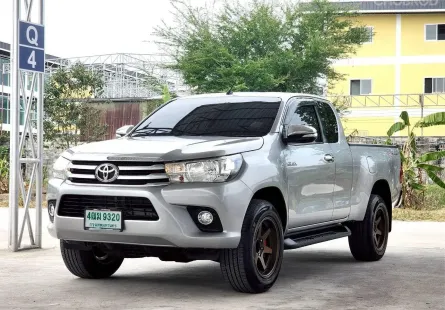 2015 Toyota Hilux Revo 2.4 Prerunner รถกระบะ 
