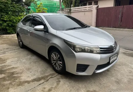 2015 Toyota COROLLA 1.6 รถเก๋ง 4 ประตู ฟรีดาวน์