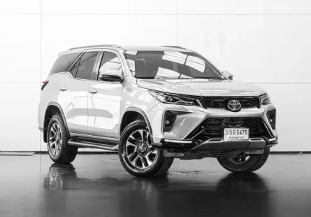 ขาย Fortuner มือสอง 2022 Toyota Fortuner 2.4 Leader 4WD SUV ฟรีดาวน์ ฟรีส่งรถ การันตีรถสวย100% 