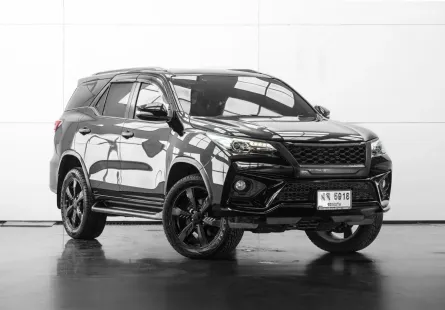 ขาย Fortuner มือสอง 2017 Toyota Fortuner 2.8 TRD Sportivo 4WD SUV ฟรีดาวน์ ฟรีส่งรถ การันตีรถสวย100%