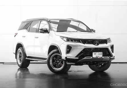 ขาย Fortuner 2016 Toyota Fortuner 2.8 TRD Sportivo 4WD SUV ฟรีดาวน์ ฟรีส่งรถ การันตีรถสวย100%