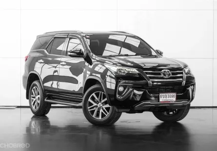 ขาย Fortuner มือสอง 2015 Toyota Fortuner 2.4 V 2WD SUV ฟรีดาวน์ ฟรีส่งรถ การันตีรถสวย100%