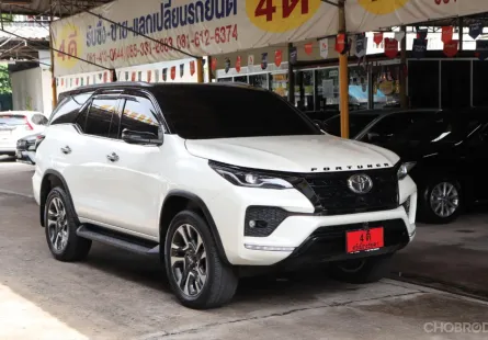 2022 Toyota Fortuner 2.4 Commander SUV 