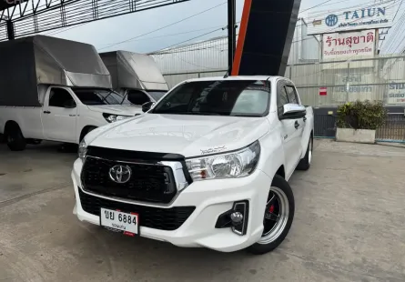2020 Toyota Hilux Revo 2.4 รถกระบะ 