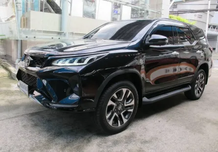 2025 Toyota Fortuner 2.4 LEGENDER BLACK TOP  รถสวยสภาพใหม่ ฟรีดาวน์