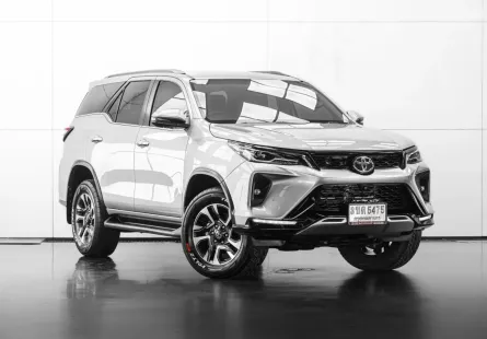 ขาย Fortuner มือสอง 2022 Toyota Fortuner 2.4 Leader 4WD SUV ฟรีดาวน์ ฟรีส่งรถ การันตีรถสวย100% 