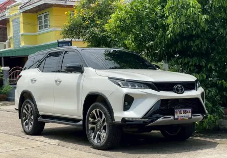 2021 Toyota Fortuner 2.8 Legender SUV รถบ้านมือเดียว ไมล์น้อย เจ้าของขายเอง 
