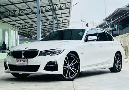 2023 BMW 3 Series 2.0 330e รถเก๋ง 4 ประตู รถบ้านมือเดียว ไมล์น้อย 