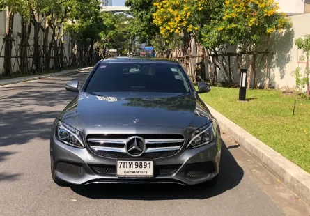 2017 Mercedes-Benz C-Class 2.0 C350e Avantgarde รถเก๋ง 4 ประตู 