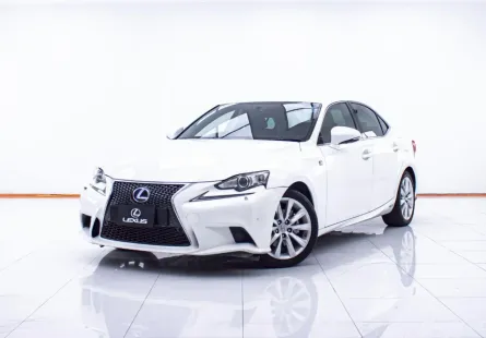 1D477 LEXUS IS300h 2.5 LUXURY AT 2014