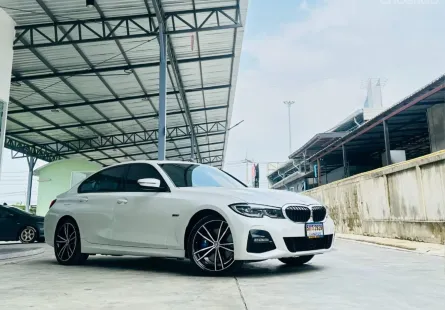 2023 BMW 3 Series 2.0 330e m sport G20 รับประกันหลังการขาย