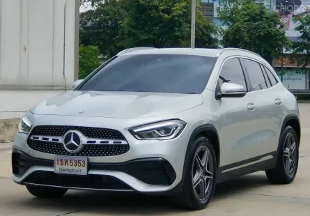 2022 Mercedes-Benz GLA-Class 1.3 GLA200 SUV ขายรถบ้าน มือเดียว ไมล์น้อย 