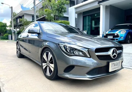 2018 Mercedes-Benz CLA-Class 1.6 CLA200 รถเก๋ง 4 ประตู ออกรถ 0 บาท