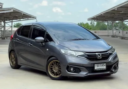 2020 Honda JAZZ 1.5 i-VTEC รถเก๋ง 5 ประตู รถสวย ไมล์น้อย มือเดียวป้ายแดง 