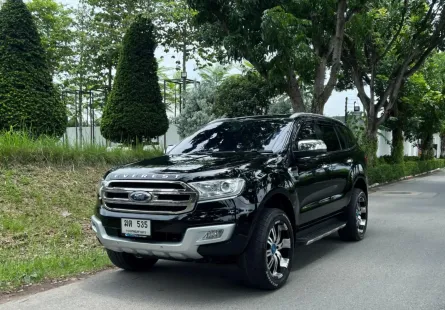 2018 Ford Everest 2.2 Titanium SUV ตัว Top 2wd ดีเซล