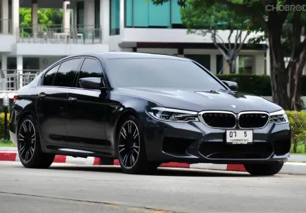2021 BMW M5 4.4 รถเก๋ง 4 ประตู ออกรถง่าย รถสวย ไมล์น้อย มือเดียวป้ายแดง 