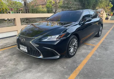 2018 Lexus ES300h Top  รถสวย ไม่มีชน มี INSPECTION  โครงสร้าง ภายนอก ภายใน เครื่องยนต์ คุณภาพ 5 ดาว