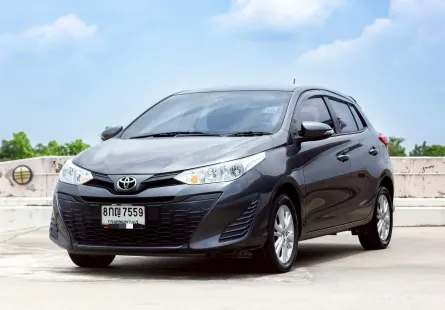 2018 Toyota YARIS 1.2 E รถเก๋ง 5 ประตู 
