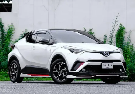 2019 Toyota C-HR 1.8 HV รถเก๋ง 5 ประตู รถบ้านมือเดียว ไมล์น้อย 
