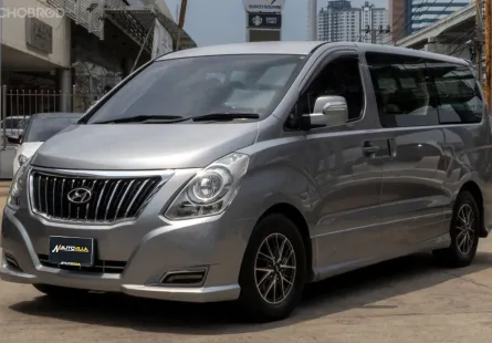 2017 Hyundai H1 2.5 Elite รถสวยสภาพพร้อมใช้งาน 