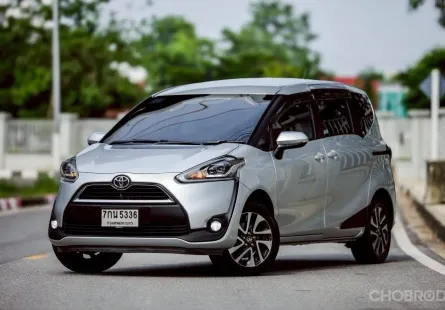 2018 Toyota Sienta 1.5 V รถตู้/MPV 