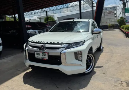2021 Mitsubishi TRITON 2.5 รถกระบะ 