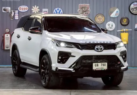 2023 Toyota Fortuner 2.4 Leader SUV เจ้าของขายเอง รถสวย ไมล์น้อย 