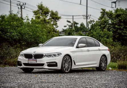 2019 BMW 5 Series 2.0 530e รถเก๋ง 4 ประตู 