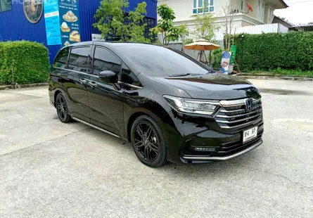 2022 Honda Odyssey 2.0 e:HEV ABSOLUTE EX Wagon ออกรถง่าย รถสวย ไมล์น้อย 