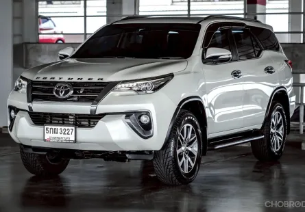 TOYOTA FORTUNER 2.4V ปี 2017 ตัวท็อป 2WD
