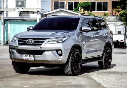 2015 Toyota Fortuner 2.8 V SUV #สภาพดีพร้อมใช้งาน