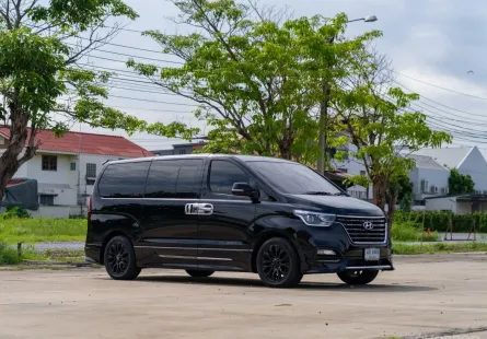 Hyundai H-1 2.5 Elite ปี : 2021