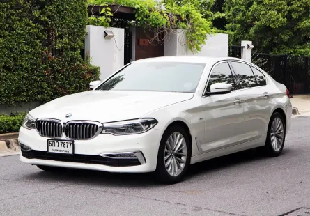 2017 BMW 520d 2.0 G30 Luxuryรถเก๋ง 4 ประตู 