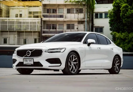 New !! Volvo S60 T8 Momentum AWD ปี 2020 รถมือเดียวป้ายแดง Option เต็มมาก 
