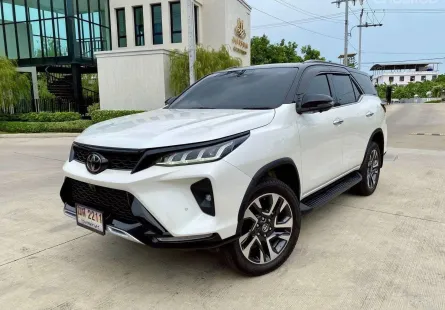 2022 Toyota Fortuner 2.8 Legender SUV 