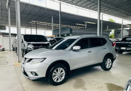 NISSAN X-TRAIL 2.0 V 4WD ปี 2016 รถสวย มือแรกออกห้าง ไมล์น้อย TOP สุด พร้อมใช้ รับประกันตัวถังสวย