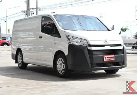 Toyota Hiace 2.8 ECO 2022 รถตู้เตี้ยโฉมหน้ายาว เจ้าของเดิมดูแลดีเช็คศูนย์ตลอด